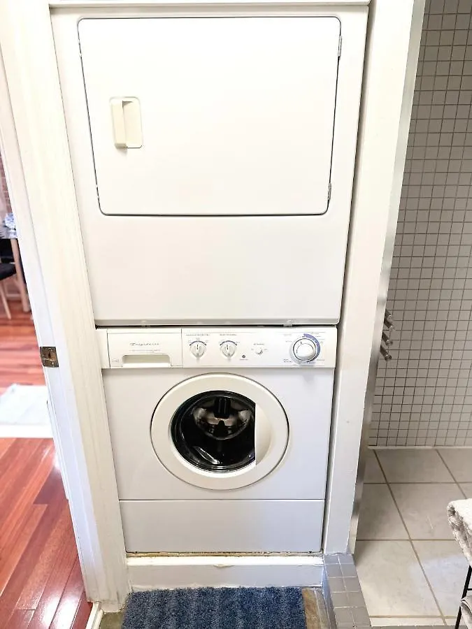 Superb 2 Bed In Plateau 10Min To Mont-Royal Metro Apartment Montreal