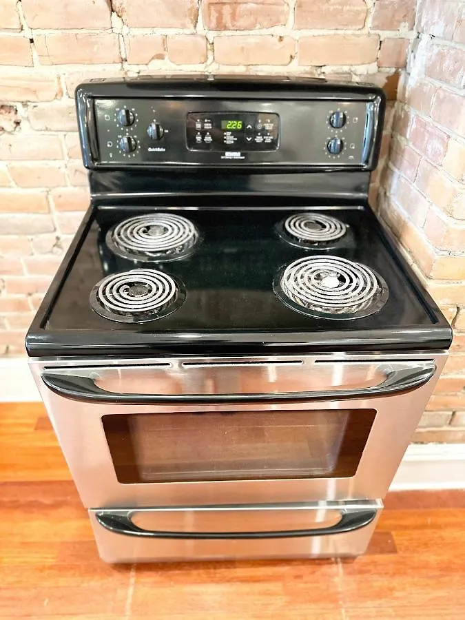 Superb 2 Bed In Plateau 10Min To Mont-Royal Metro Apartment Montreal 0*,