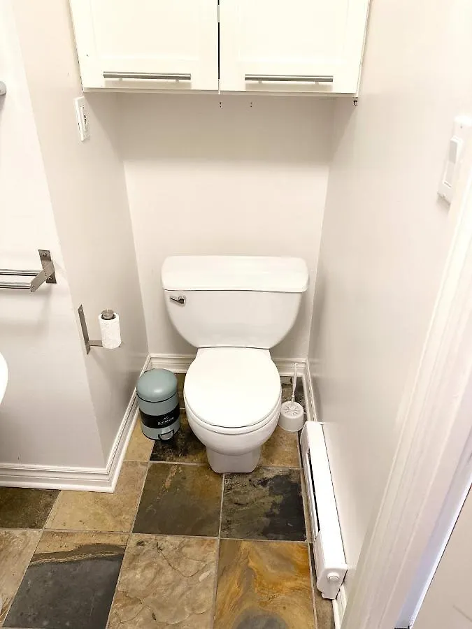 Superb 2 Bed In Plateau 10Min To Mont-Royal Metro Apartment Montreal Canada